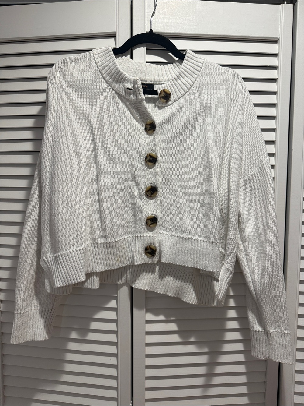 Quince White Cropped Knit Cardigan with Tortoiseshell Buttons